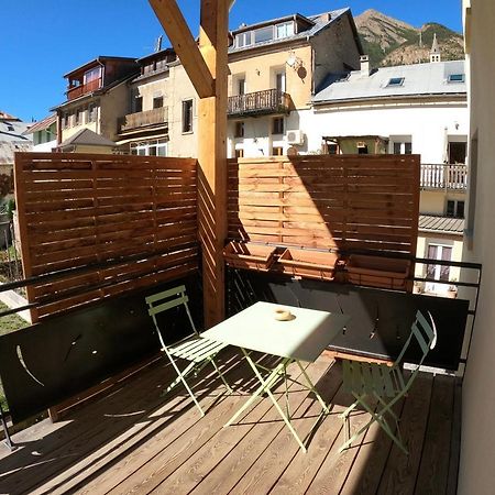 Maison Neuve Proche De Barcelonnette Jausiers Ngoại thất bức ảnh