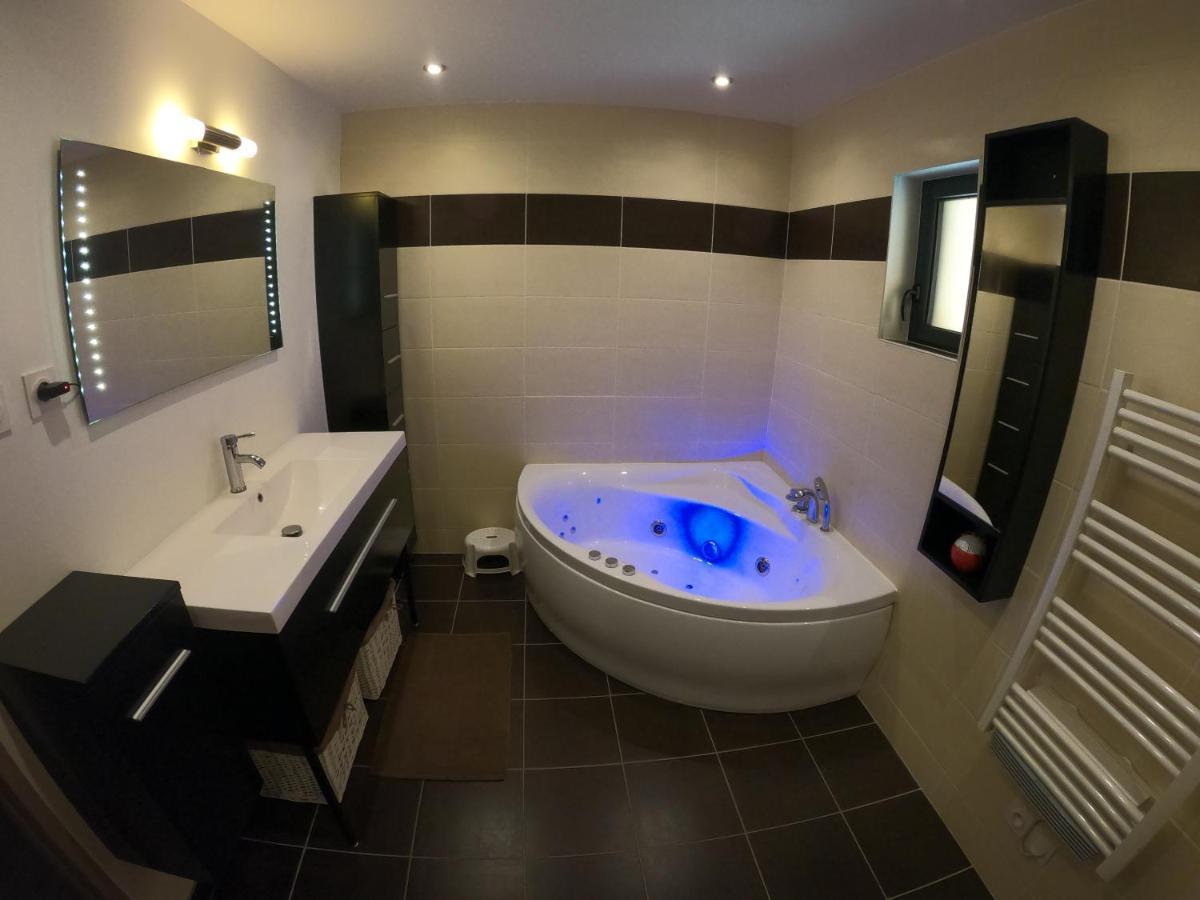 Maison Neuve Proche De Barcelonnette Jausiers Ngoại thất bức ảnh