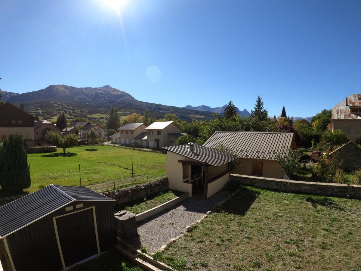 Maison Neuve Proche De Barcelonnette Jausiers Ngoại thất bức ảnh
